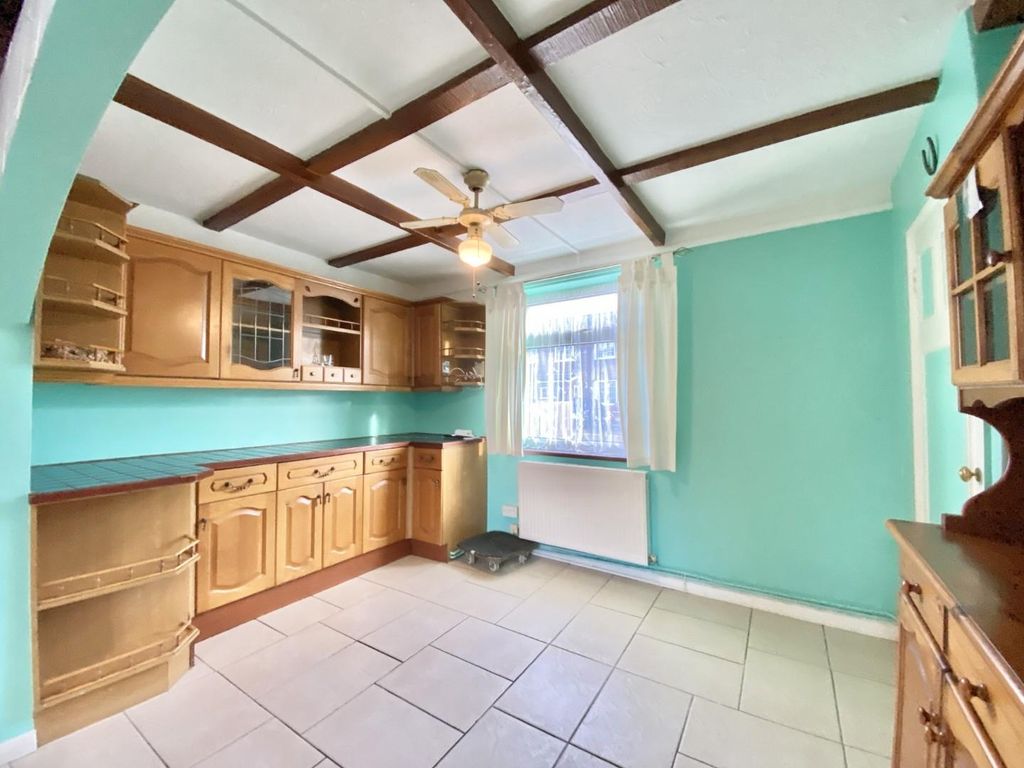 Property photo 3 of 16 Thumbnail_Img_8671.Jpg