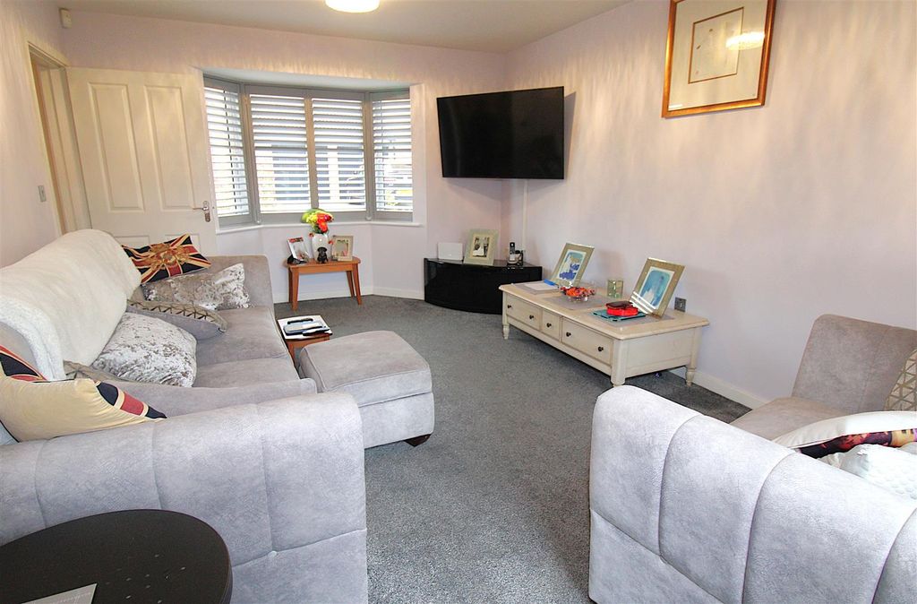 Property photo 2 of 35 Img_2106.Jpg