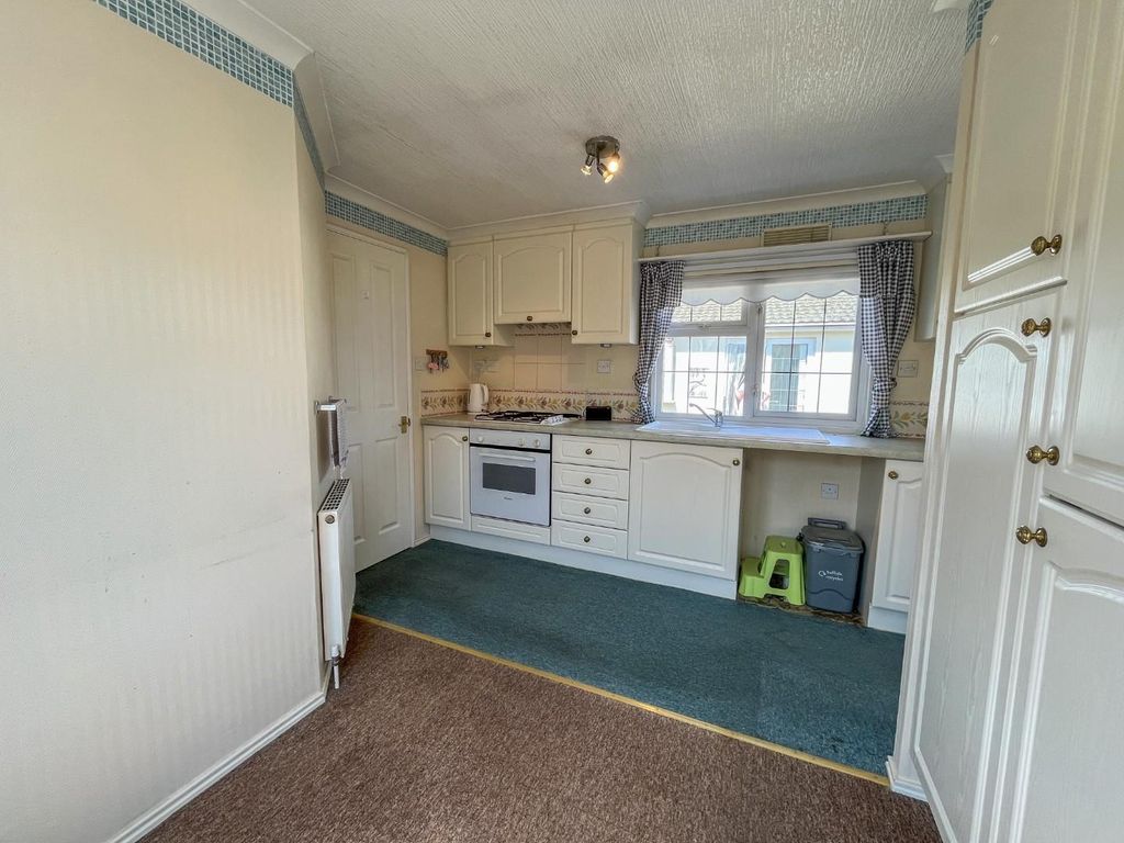 Property photo 3 of 10 Tlc_E6546c4B-9E0c-4Ca5-9Bd1-A789072d32Ff_c6398Af.J