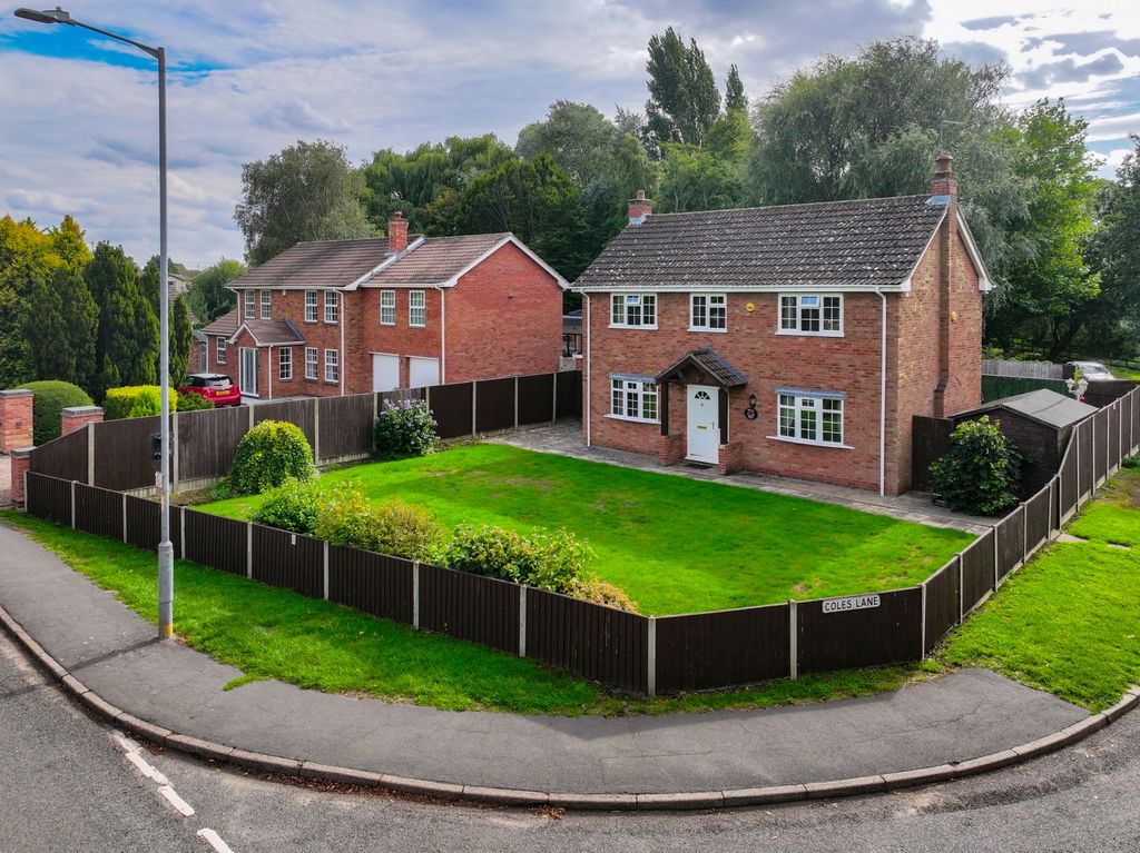 Property photo 1 of 28 005