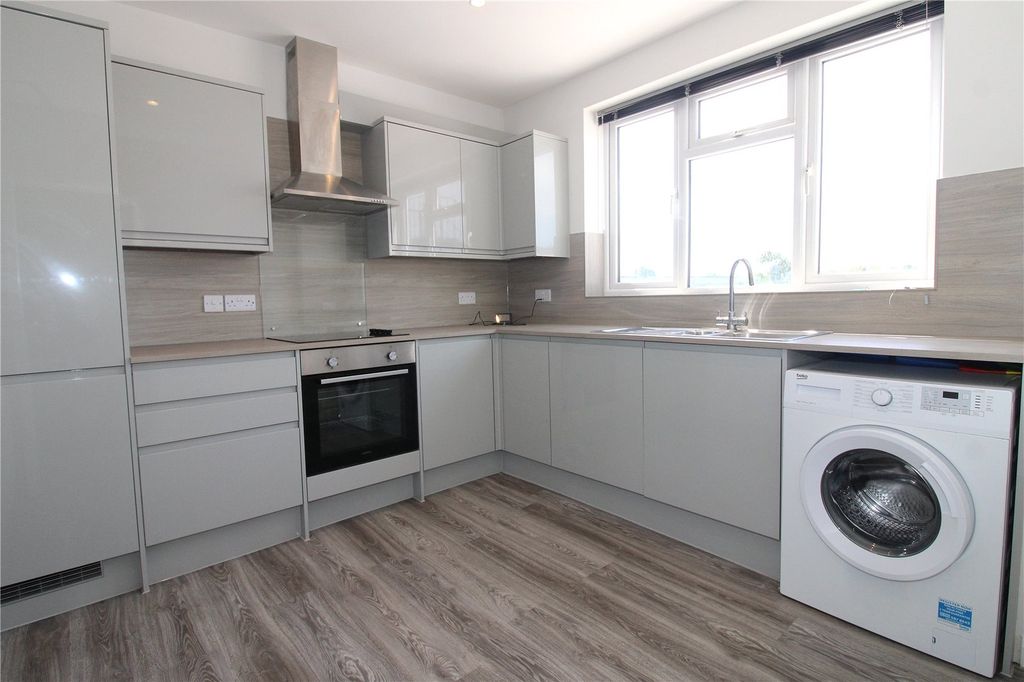 Property photo 2 of 10 Picture No. 01