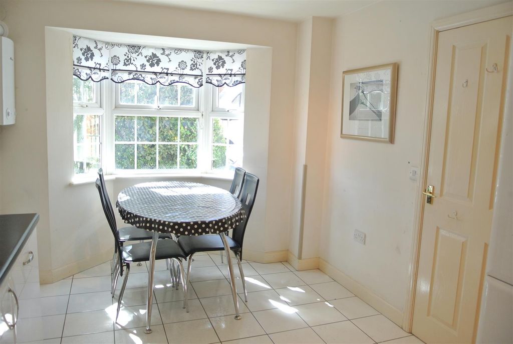 Property photo 3 of 13 Picture 3