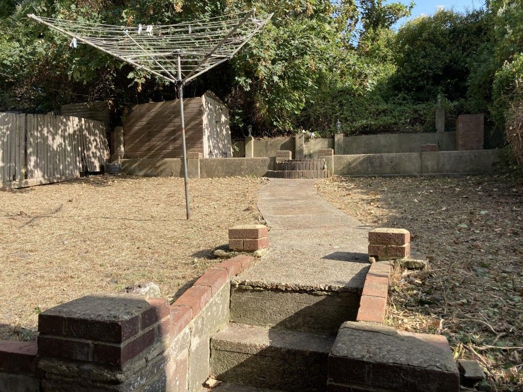 Property photo 3 of 26