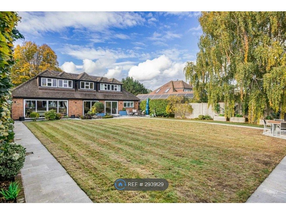 Property photo 2 of 9
