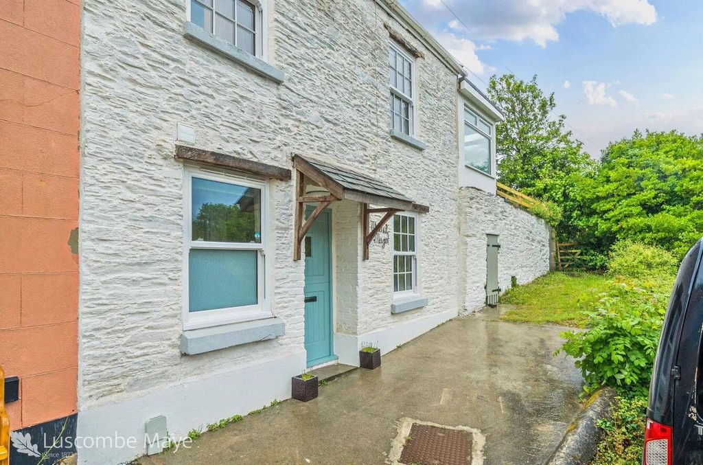 Property photo 1 of 9