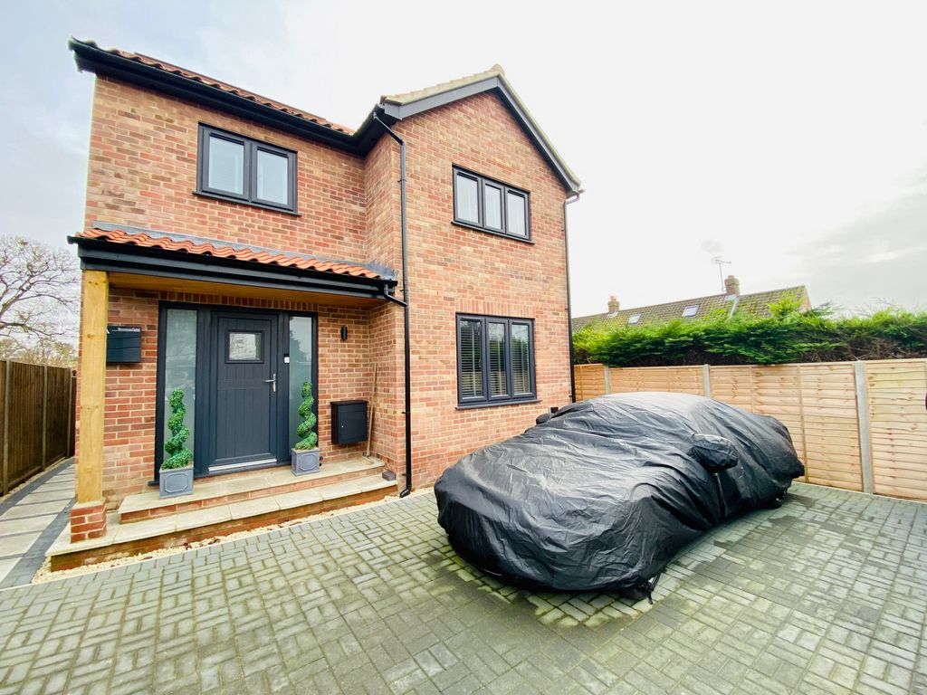 Property photo 2 of 14