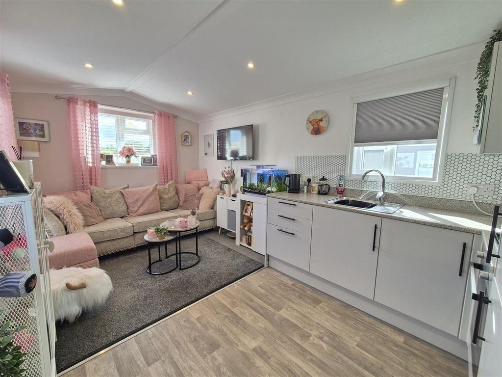 Property photo 3 of 12 Open Plan Living Kitchen