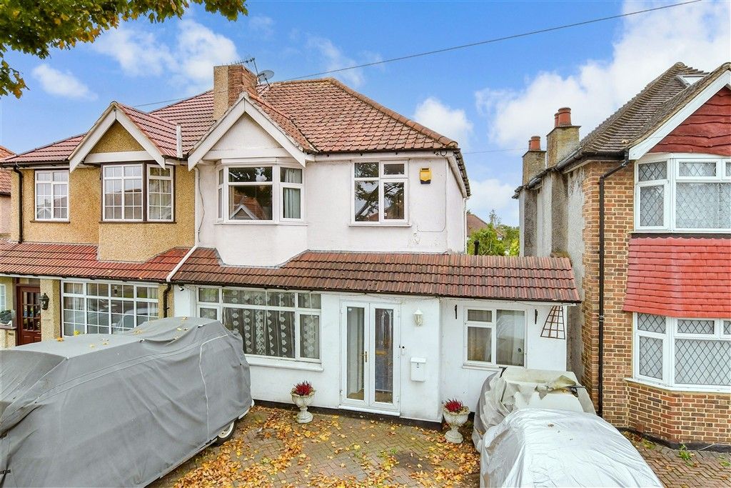 Property photo 2 of 20 External (Web)