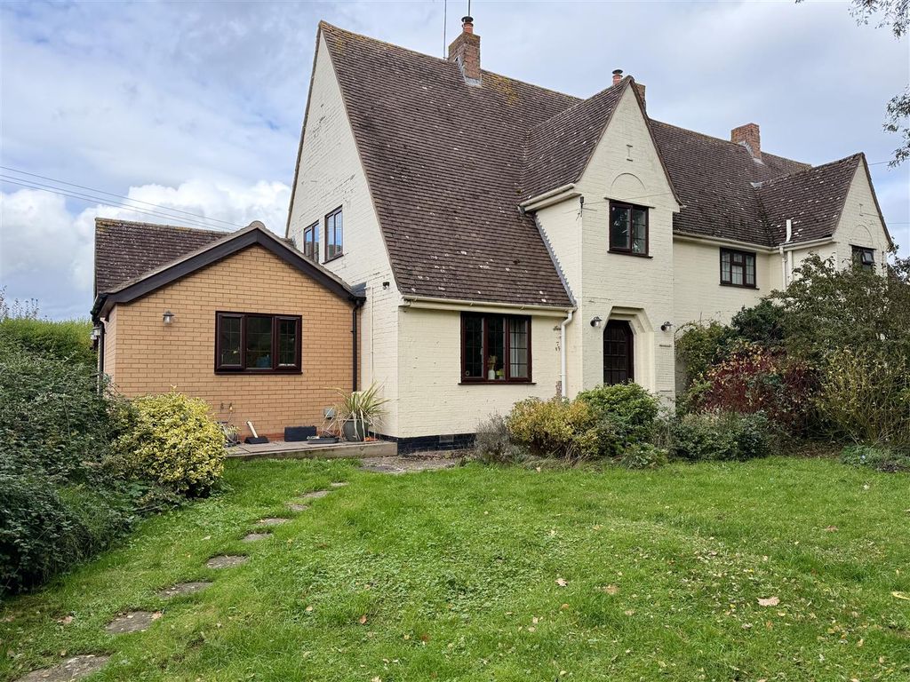 Property photo 1 of 26 Outside