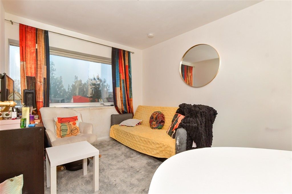 Property photo 1 of 5 Lounge/Diner