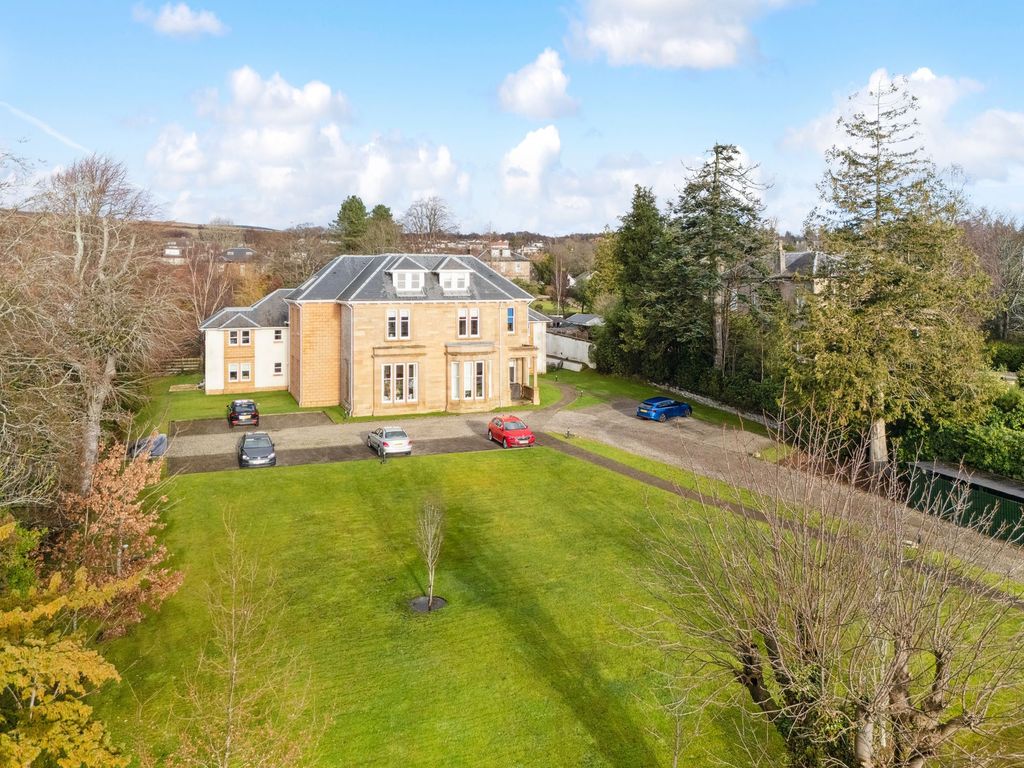 Property photo 2 of 26