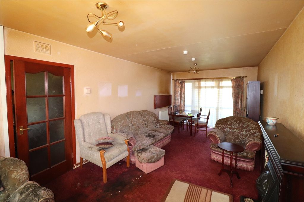 Property photo 3 of 13 Living Room