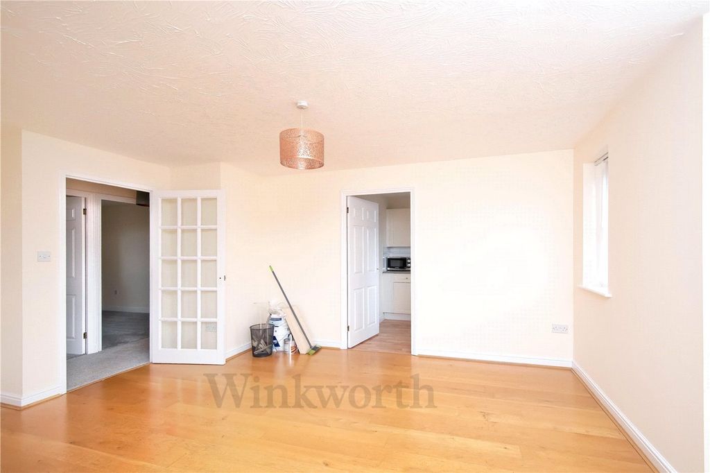 Property photo 3 of 11 Picture No. 25