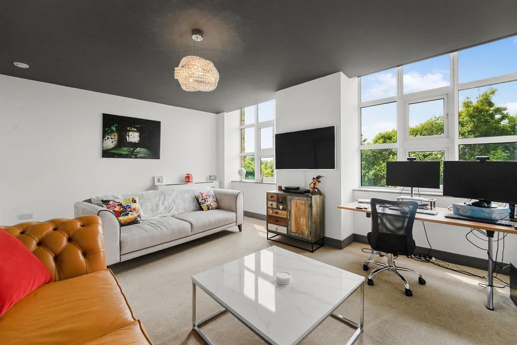 Property photo 1 of 51 Quaker Rise-1.Jpg