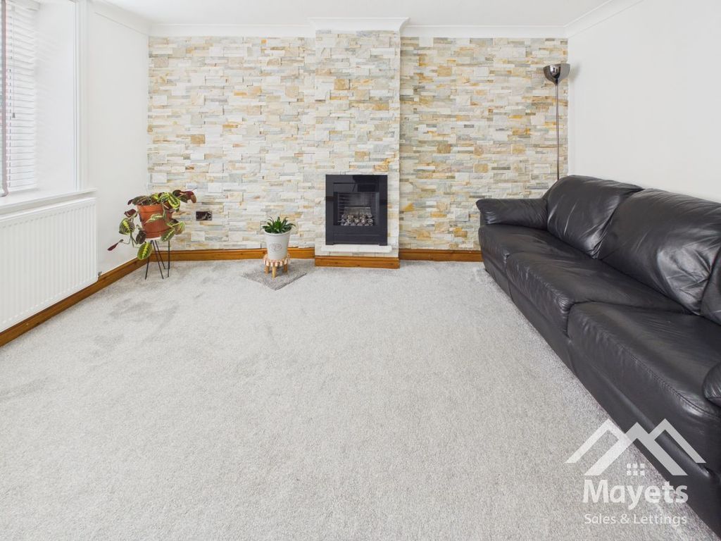 Property photo 3 of 29