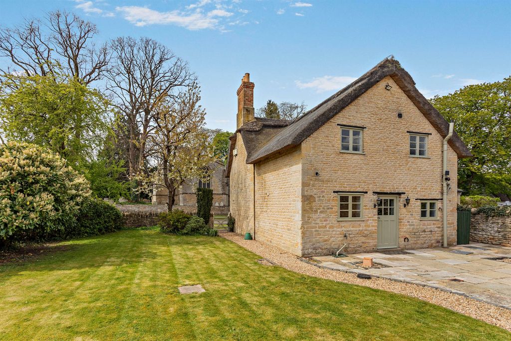 Property photo 2 of 19