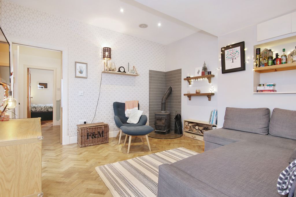 Property photo 3 of 21 Property Image 3