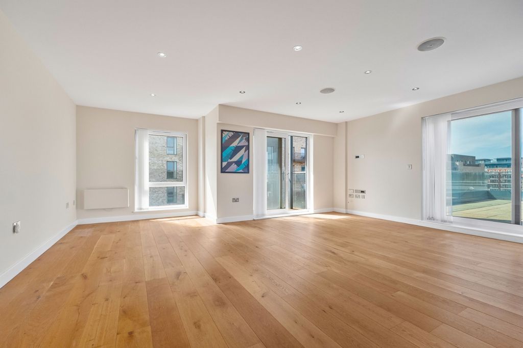Property photo 3 of 17 5338732