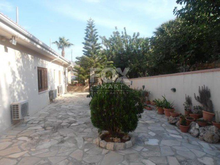 Property photo 3 of 18