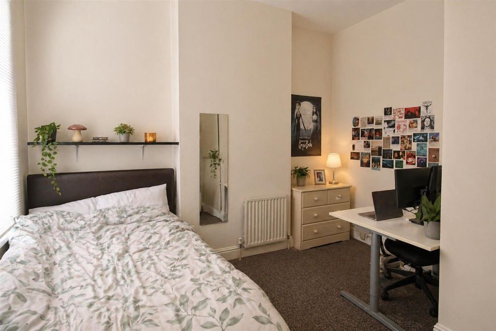 Property photo 2 of 10 22 Ruthin 1.Png