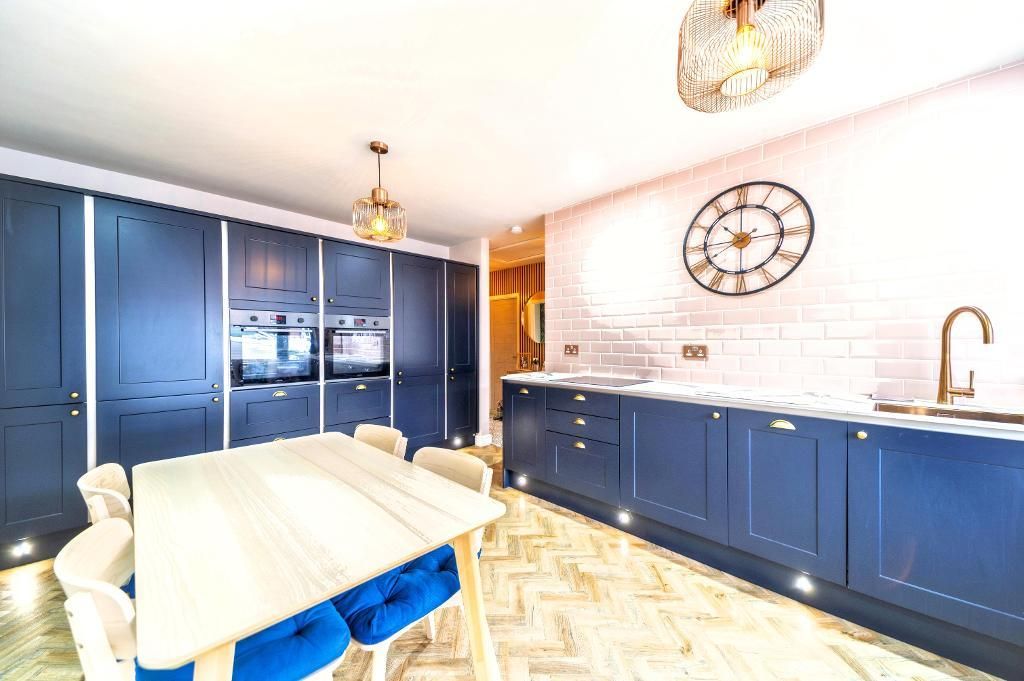 Property photo 2 of 18 Photo 2