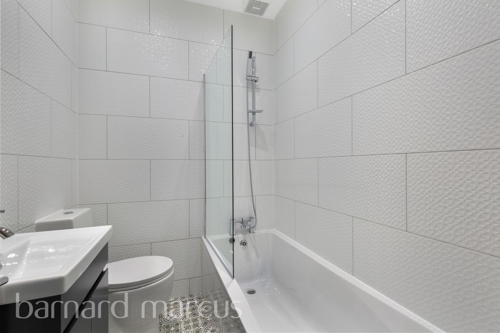 Property photo 3 of 6 Image