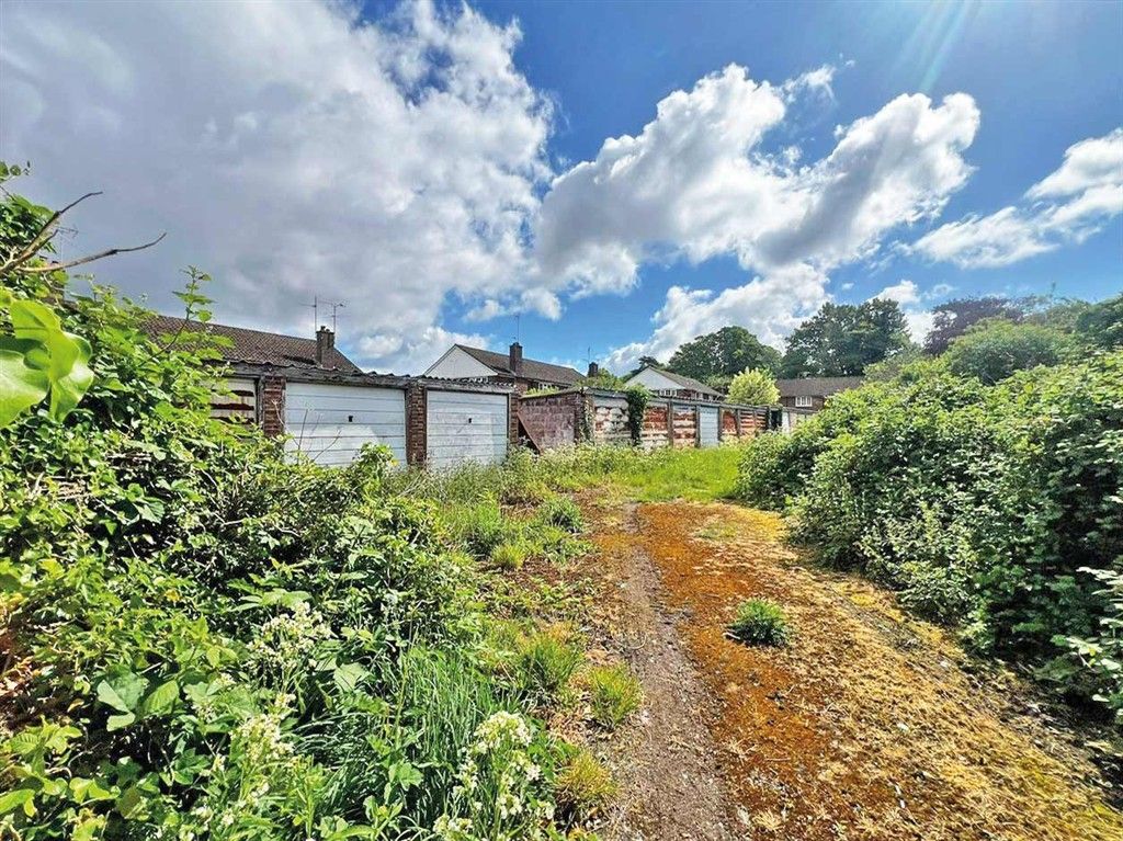 Property photo 1 of 6