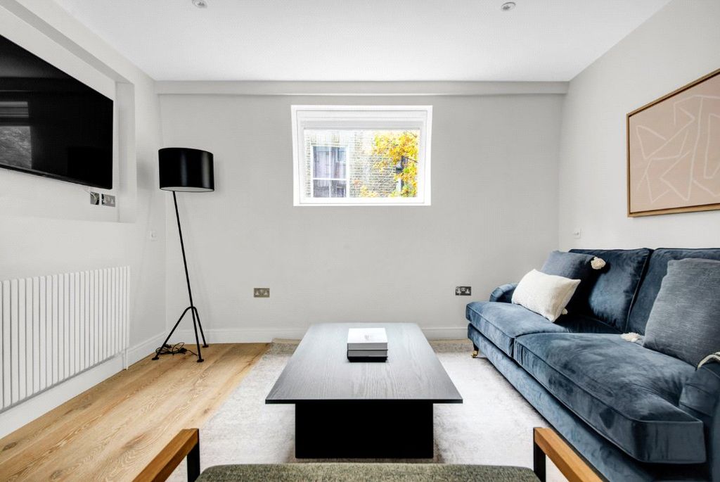 Property photo 2 of 13 Picture No. 11