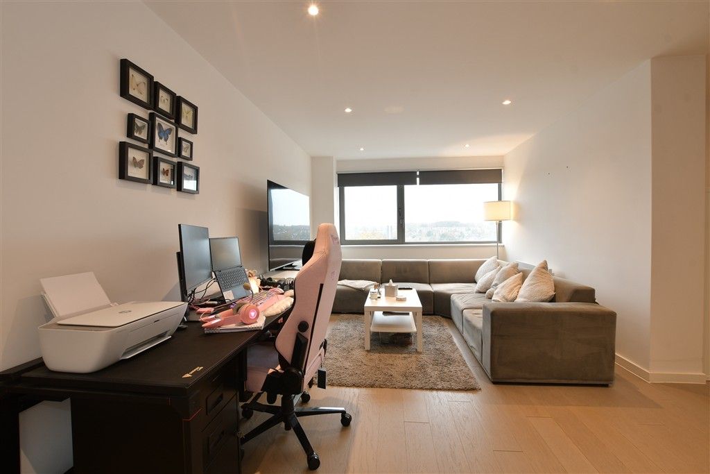 Property photo 1 of 10 Lounge/ Dining Area