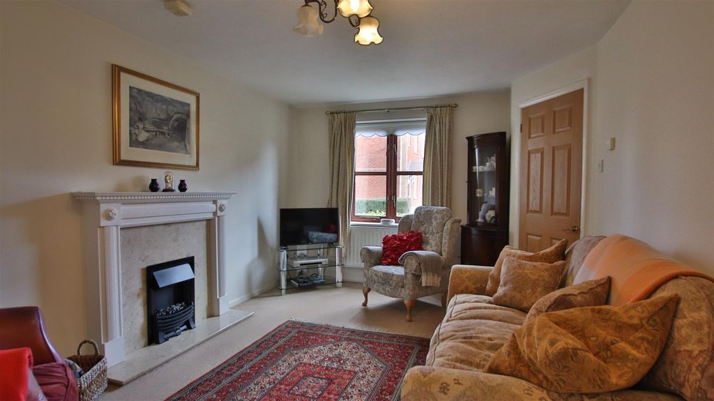 Property photo 3 of 14 Img_1631.Jpg