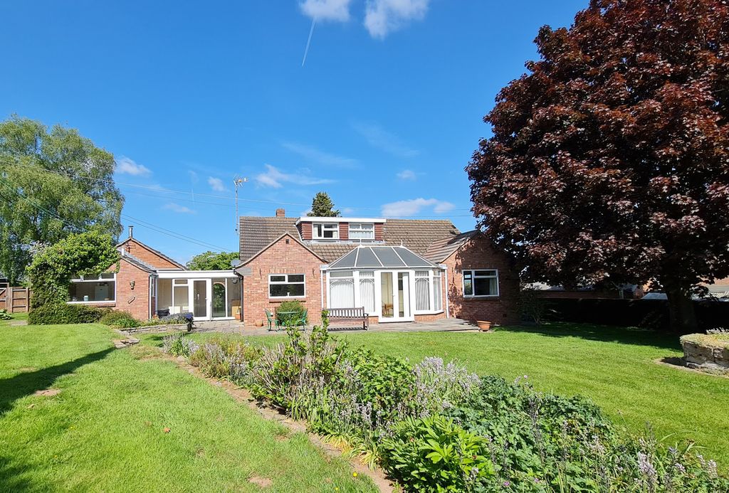 Property photo 1 of 30