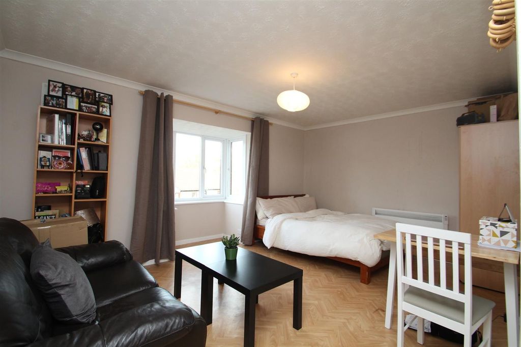 Property photo 1 of 6 Img_6449.Jpg