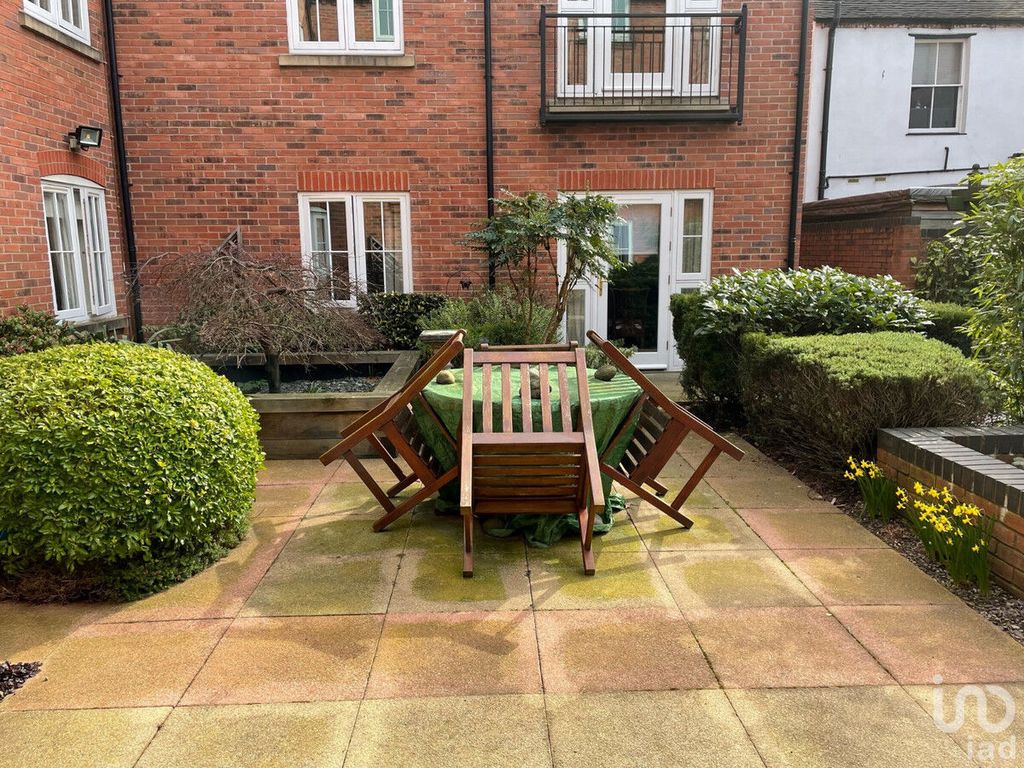 Property photo 2 of 15