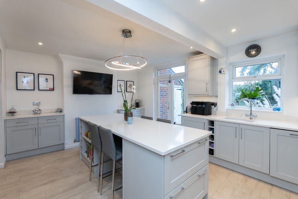 Property photo 3 of 18 Dsc07463