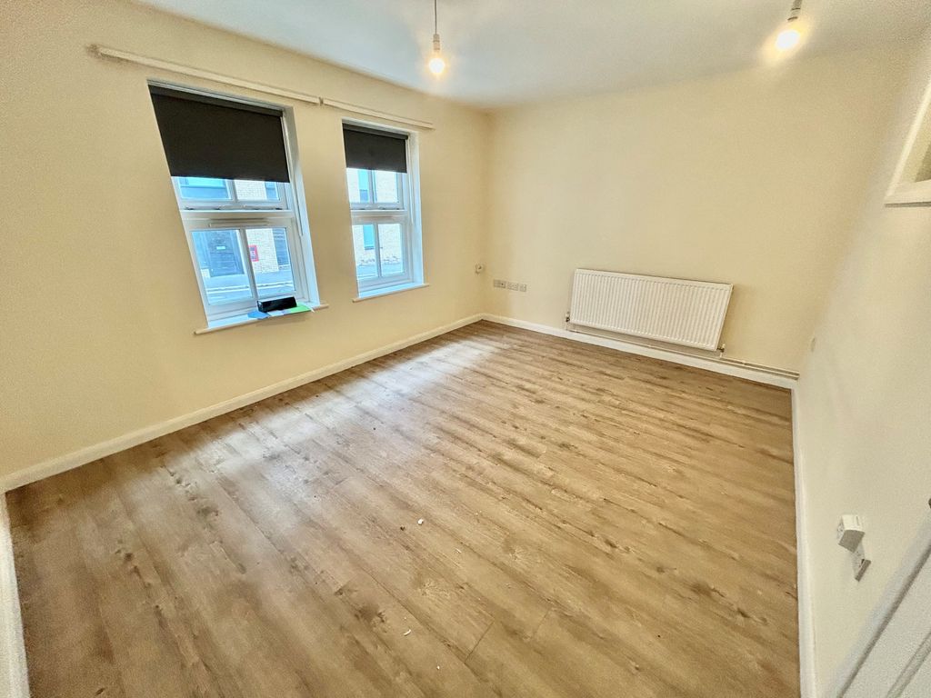 Property photo 1 of 10 Image