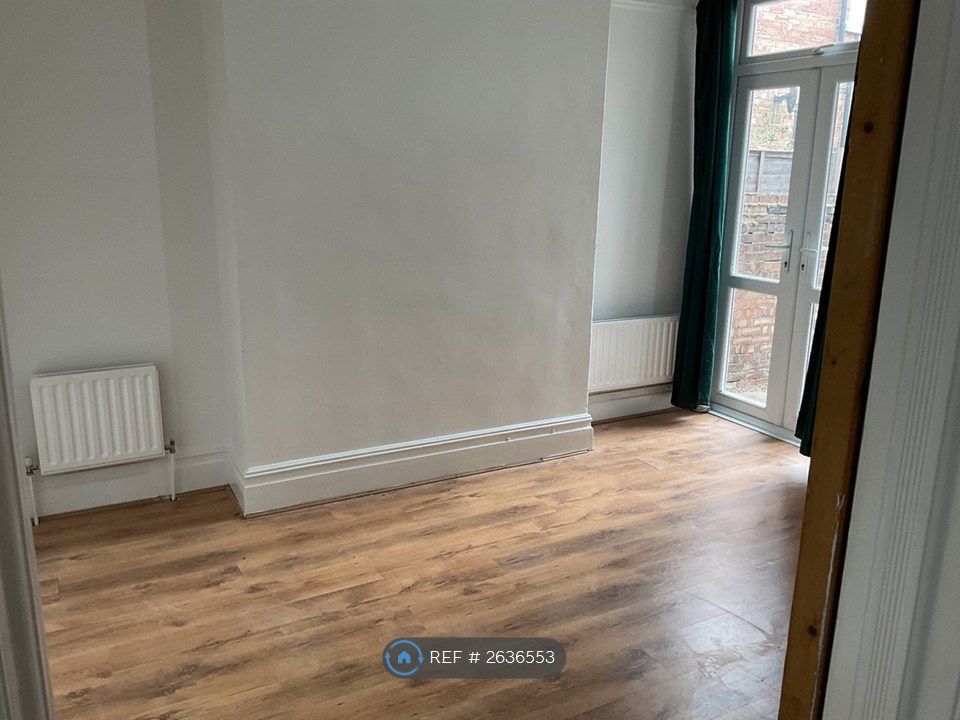 Property photo 3 of 24