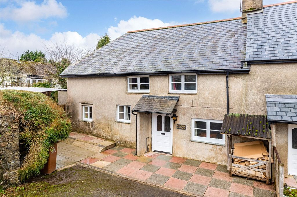 Property photo 1 of 13 Heather