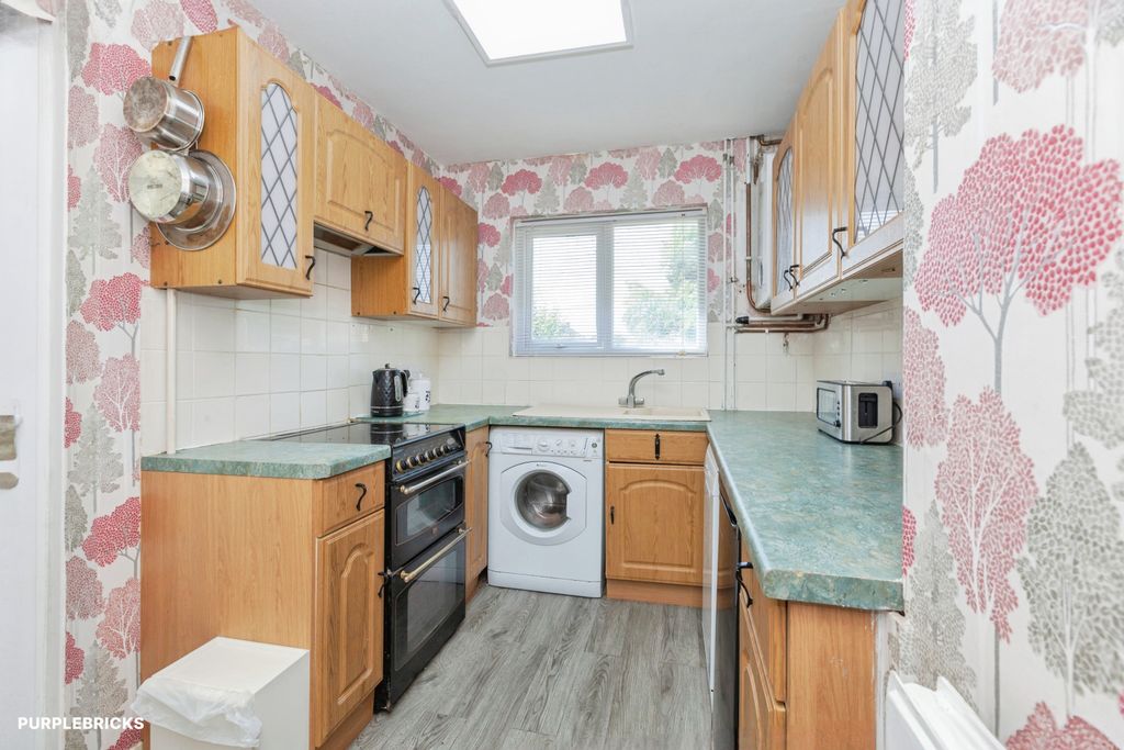 Property photo 1 of 21