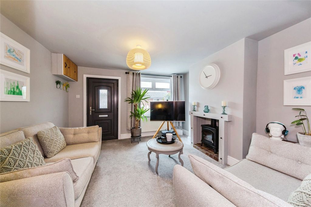 Property photo 1 of 14 Picture No. 02
