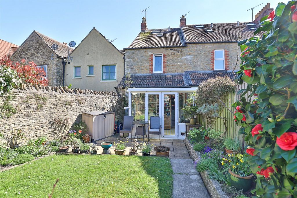 Property photo 1 of 18 Picture No. 12