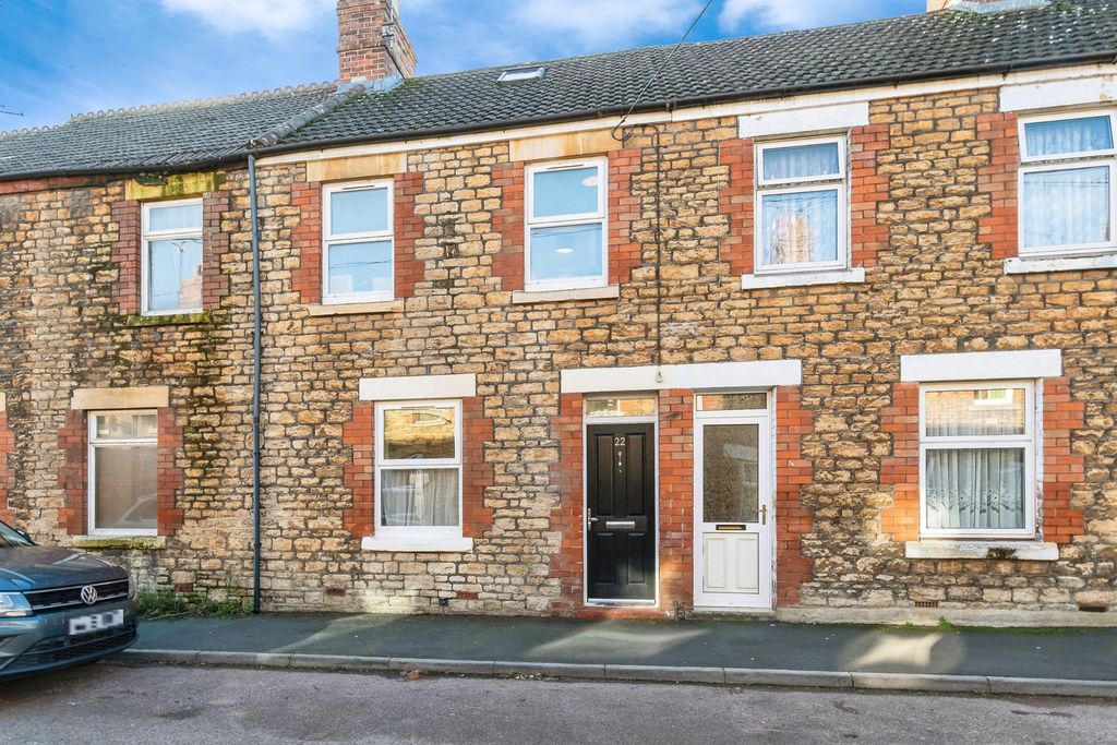 Property photo 1 of 16