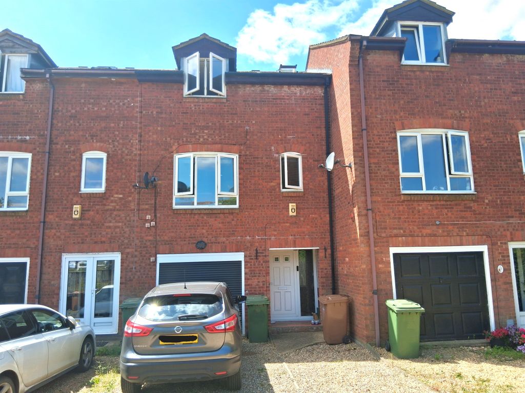 Property photo 1 of 5