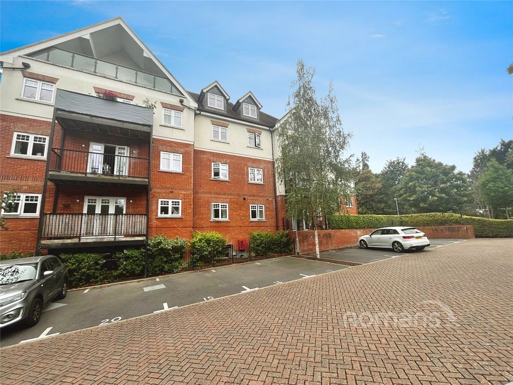 Property photo 1 of 9 Picture No. 16