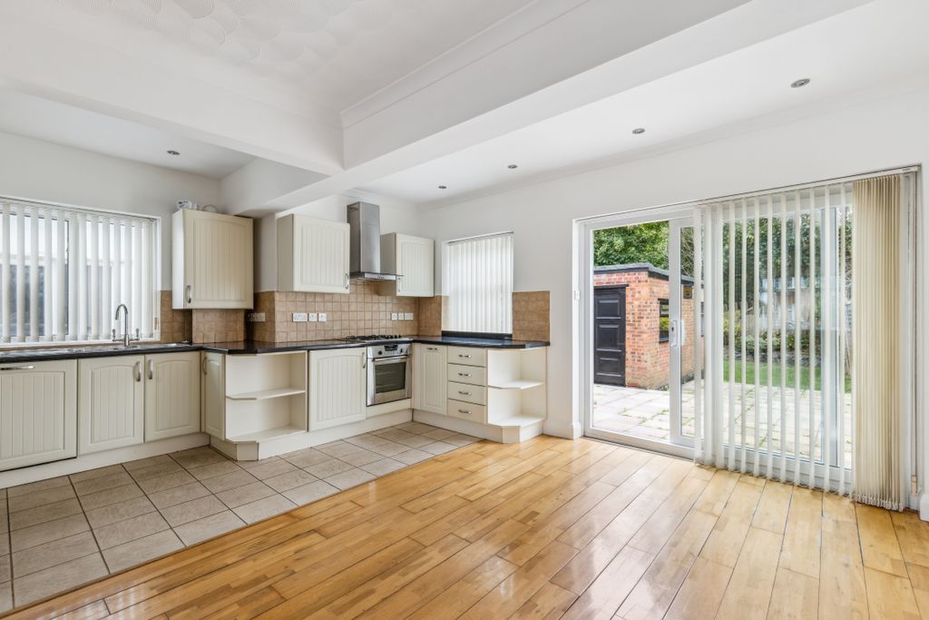 Property photo 2 of 10 2