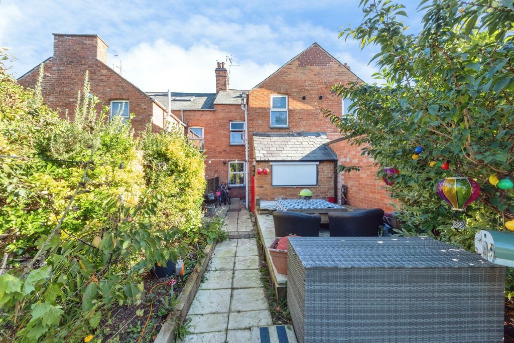 Property photo 3 of 12 Pbox-Img.Jpg