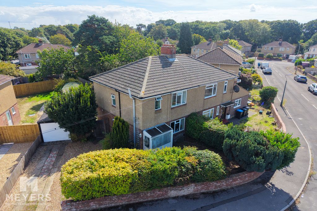 Property photo 1 of 25