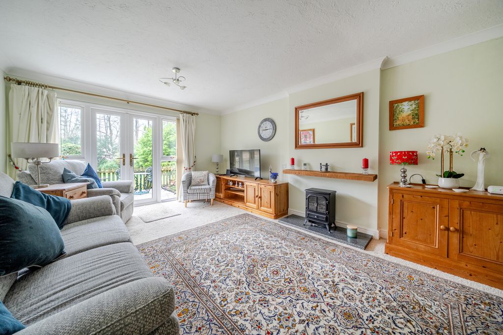 Property photo 3 of 15