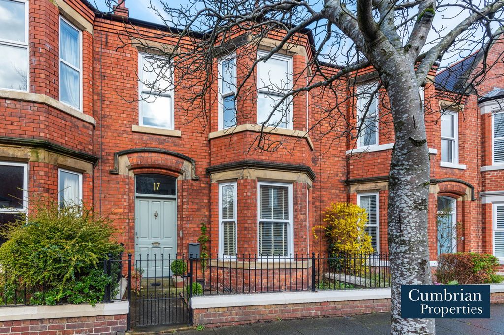 Property photo 1 of 22 Front Of The Property