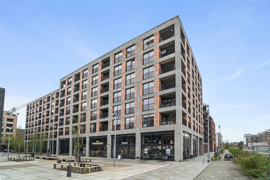 Property photo 2 of 15 External