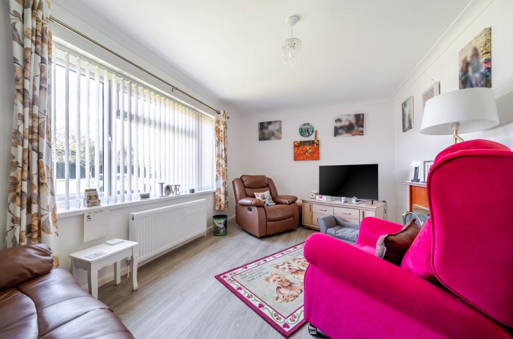 Property photo 3 of 14 1434039-7-69c3d0Db99A47